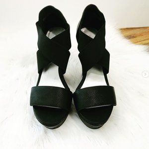 CHINESE LAUNDRY WEDGES - SIZE 8.5